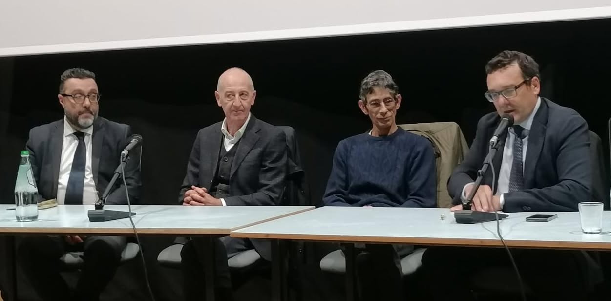 DUEXCENTO — documentario